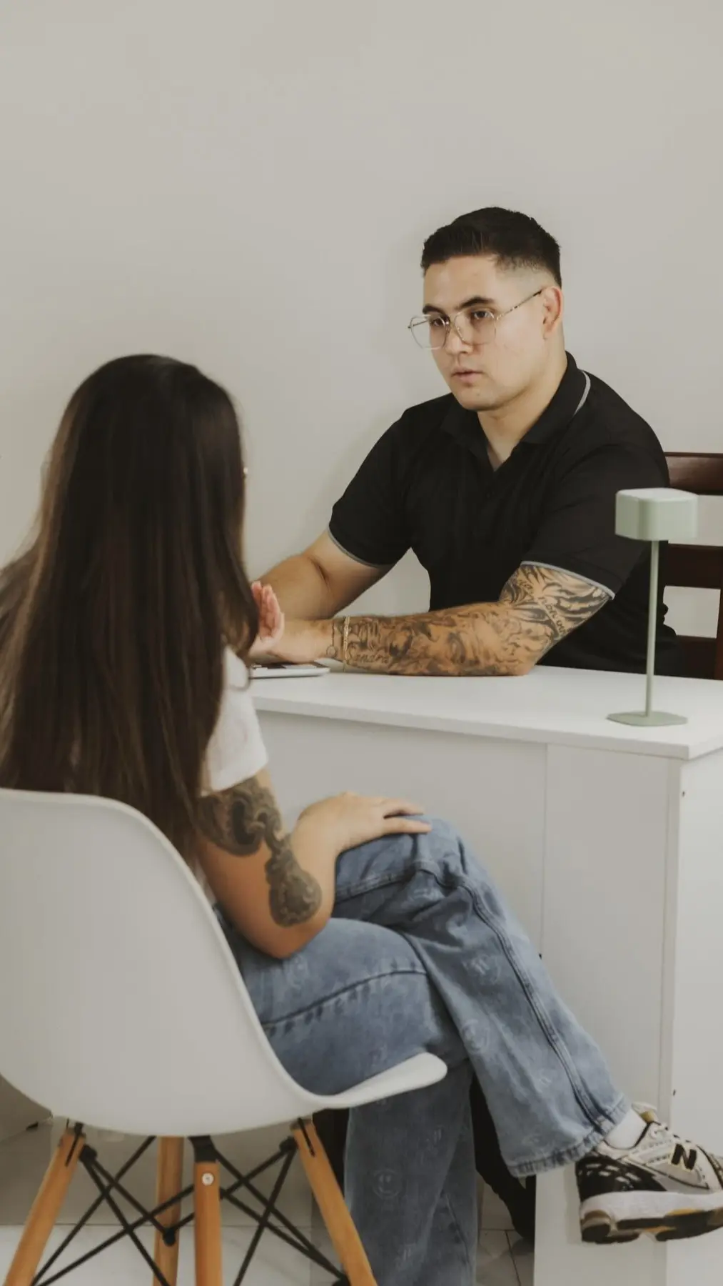 Consulta inicial con el fisioterapeuta en FISIO R